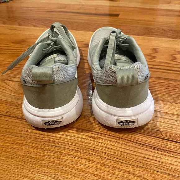 Vans Ultrarange in Sage green - Picture 5 of 5